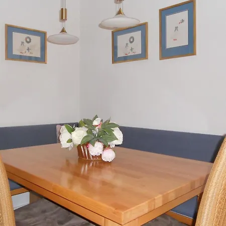 Semesterbostad Suedstrandhuus 3, Strandstrasse